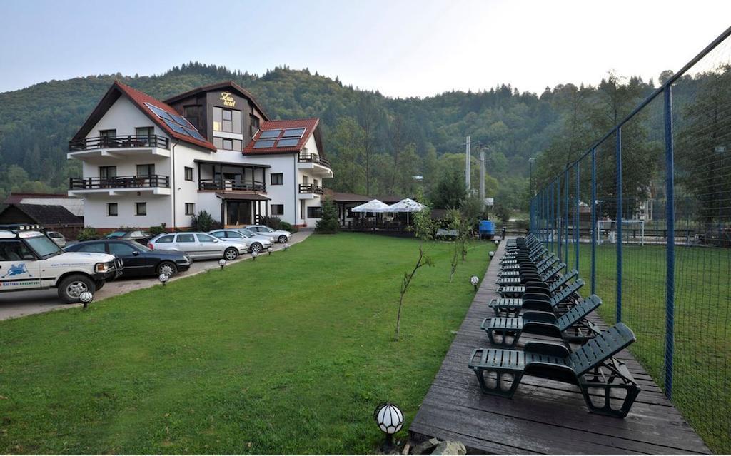 Zan Hotel Voineasa Esterno foto